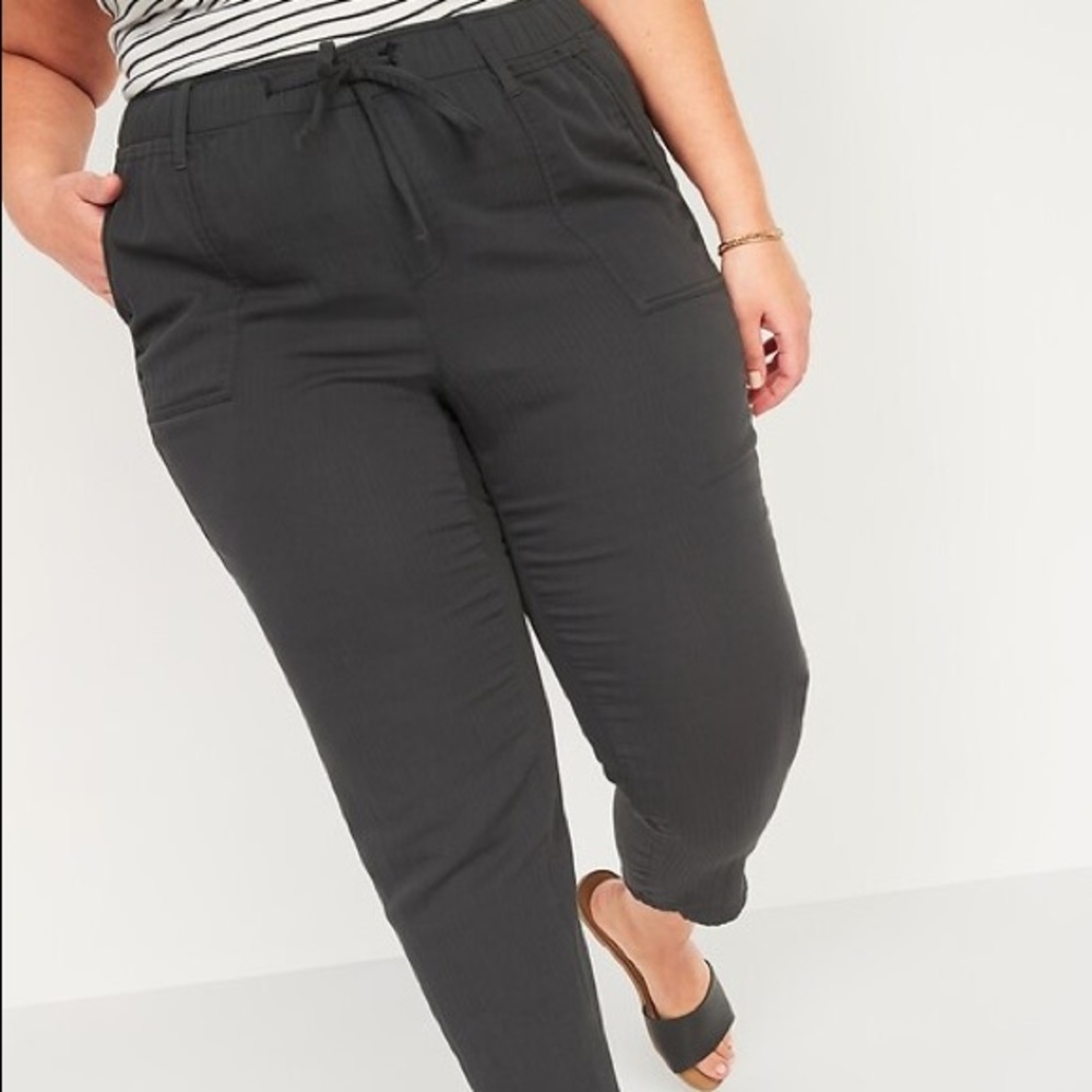 NWT: Old Navy: Size XL: High-Waisted Textured-Twill Utility Ankle Pants